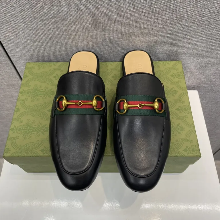 Gucci Shoe 